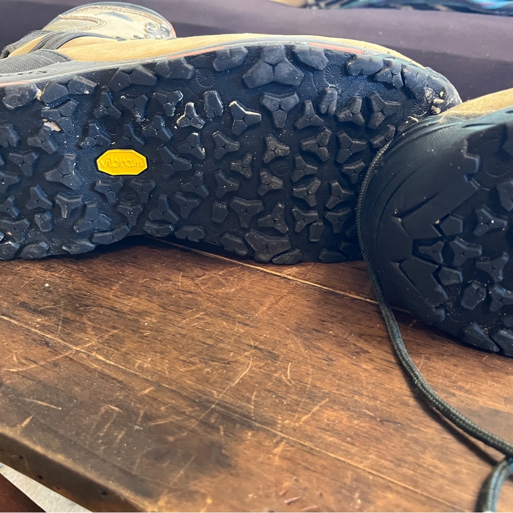 Simms Tan and Black Wading Boots - Picture 8 of 10